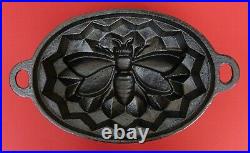Vintage Cast Iron bee pan Bee mold baking pan (# 13579)