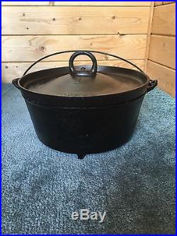 Vintage D. R. Sperry No. 1 Cast Iron 3 Short Legs Dutch Oven withBail Handle and Lid