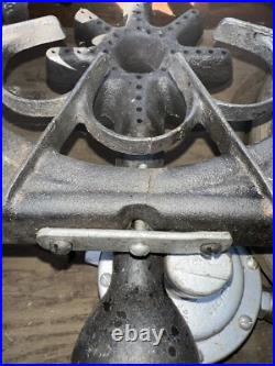Vintage Detroit Jewel #52 Gas 2 Burner Cast Iron Camp Stove