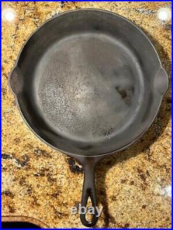 Vintage ERIE ARC #8 Cast Iron Skillet 704 L Heat Ring Read