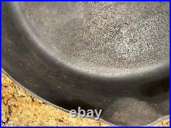 Vintage ERIE ARC #8 Cast Iron Skillet 704 L Heat Ring Read