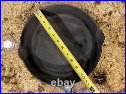 Vintage ERIE ARC #8 Cast Iron Skillet 704 L Heat Ring Read