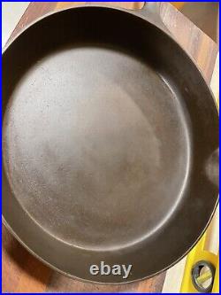 Vintage Early Victor Griswold #9 Cast Iron Skillet withHeat Ring #723 Restored