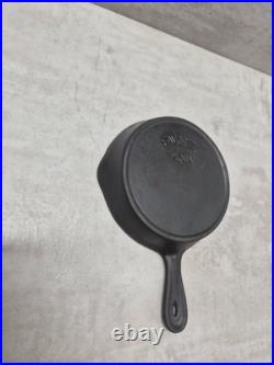 Vintage FAVORITE PIQUA Cast Iron Toy Skillet Block Logo Smooth Bottom Restored