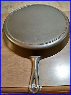 Vintage FAVORITE PIQUA WARE SMILEY #14 Cast Iron Skillet Hard To Find RTG