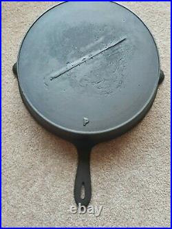 Vintage Fancy Handle #9 Cast Iron Skillet withGate Mark & Makers Mark Restored