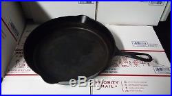 Vintage Favorite Piqua Ware 12A cast iron skillet frying pan 12 A fry