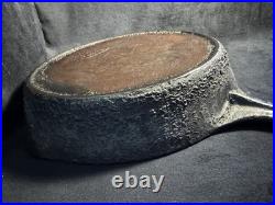 Vintage Favorite Piqua Ware / Miami Dual Logo #7 Cast Iron Skillet