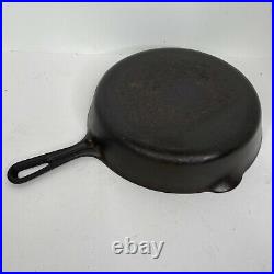 Vintage GRISWOLD #8 Cast Iron Skillet Fry Pan Small Block Logo Hollow Handle NR