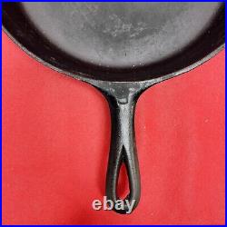 Vintage GRISWOLD #9 Cast Iron Skillet Fry Pan Large Block Logo Erie PA 710 B