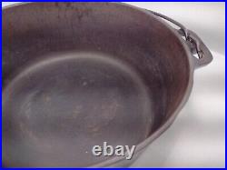 Vintage GRISWOLD TITE-TOP No 9 Dutch Oven 834J Cast Iron with Lid 2552 Nice