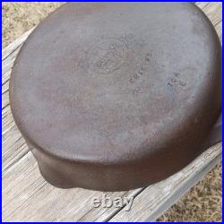 Vintage Griswold # 8 Cast Iron Skillet Frying Pan Large Logo 704 E No Wobble