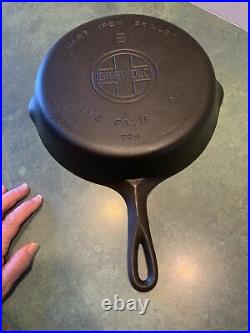 Vintage Griswold Cast Iron #8 704 Level Cleaned/Seasoned