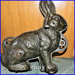 Vintage Griswold Cast Iron Easter Rabbit Cake/Candy Mold