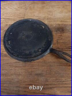 Vintage Griswold Cast Iron No. 8 Griddle 738a