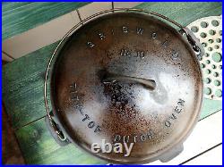 Vintage Griswold No. 10 Tite-Top Dutch Oven with TrivetALL COMPLETE