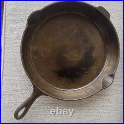 Vintage Griswold No. 12 Cast Iron Skillet 719 D heat ring Erie PA small logo