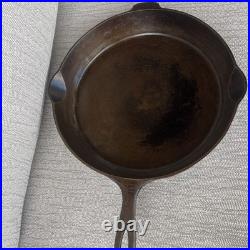 Vintage Griswold No. 12 Cast Iron Skillet 719 D heat ring Erie PA small logo