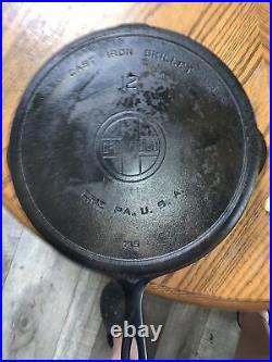 Vintage Griswold No. 12 Cast Iron Skillet Small Logo with Heat Ring 719 B Erie PA