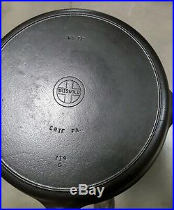 Vintage Griswold No 12 Small Logo 719D Cast Iron Skillet Great Cleaned Seasoned