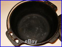 Vintage Griswold No. 6 Tite-Top Dutch Oven with Lid