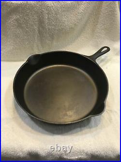 Vintage Griswold Small Logo Cast Iron Skillet # 10 716 B Restored