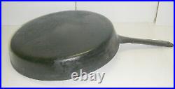 Vintage L&G Mfg. Co. 12 in. Cast Iron Skillet No. 10