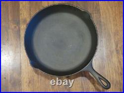 Vintage LODGE 3-Notch #10 Cast Iron SKILLET