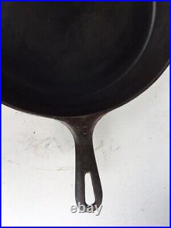 Vintage Large No 10 (12) GRISWOLD Cast Iron Skillet 716H