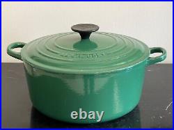 Vintage Le Creuset France Cast Iron #24 Green Round Dutch Oven Grill Bottom