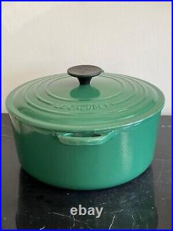 Vintage Le Creuset France Cast Iron #24 Green Round Dutch Oven Grill Bottom