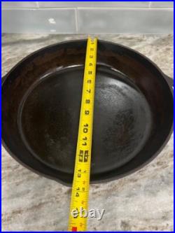 Vintage Lodge #12 SK D Cast Iron Skillet 3 Notch Heat Ring