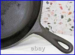 Vintage Lodge #8 10 5/8 Cast Iron Skillet with Lid Very Nice