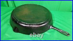 Vintage Lodge SK #14 Cast Iron skillet 3 notch heat ring #14 U. S. (L) Ex cond