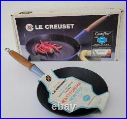 Vintage NOS Le Creuset 9 Enamel Cast Iron Fry Pan Skillet Wood Handle Blue 23