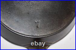 Vintage OLD Wagner Arc Logo No. 7 Cast Iron Skillet withHeat Ring Sits Flat