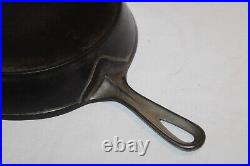 Vintage OLD Wagner Arc Logo No. 7 Cast Iron Skillet withHeat Ring Sits Flat