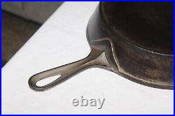 Vintage OLD Wagner Arc Logo No. 7 Cast Iron Skillet withHeat Ring Sits Flat