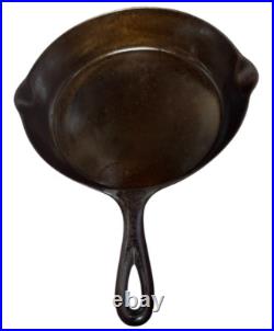 Vintage Rare Favorite Piqua Ware #8 A Cast Iron Skillet Frying Pan USA Lays Flat