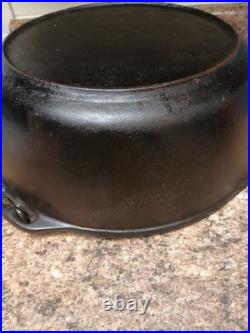 Vintage Unmarked Lodge #12 Cast Iron Dutch Oven With Lid- Great Camping Pot