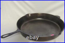Vintage Unmarked Lodge #14 3-Notch Cast Iron Skillet +Heat Ring -Clean +Seasoned