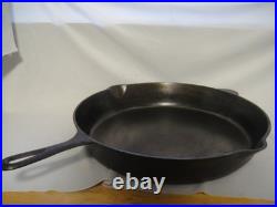 Vintage Unmarked Lodge #14 3-Notch Cast Iron Skillet +Heat Ring -Clean +Seasoned