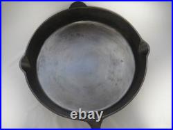 Vintage Unmarked Lodge #14 3-Notch Cast Iron Skillet +Heat Ring -Clean +Seasoned