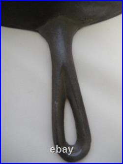 Vintage Unmarked Lodge #14 3-Notch Cast Iron Skillet +Heat Ring -Clean +Seasoned