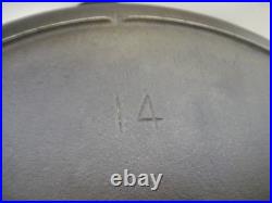 Vintage Unmarked Lodge #14 3-Notch Cast Iron Skillet +Heat Ring -Clean +Seasoned