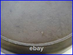 Vintage Unmarked Lodge #14 3-Notch Cast Iron Skillet +Heat Ring -Clean +Seasoned