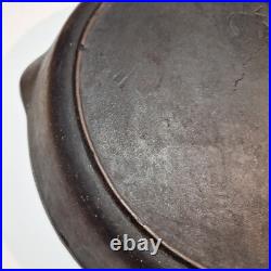 Vintage Unmarked Lodge No. 14 SK 3 Notch WithHeat Ring Cast Iron Skillet USA