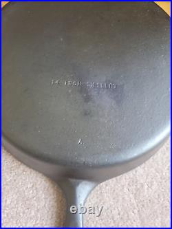 Vintage Unmarked Wagner #12 Cast Iron Skillet Fully Restored