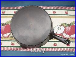 Vintage Unmarked Wagner Deep Chicken Pan/Skillet withOriginal Matching Lid