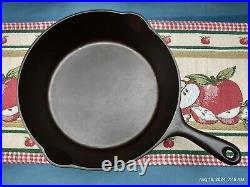 Vintage Unmarked Wagner Deep Chicken Pan/Skillet withOriginal Matching Lid